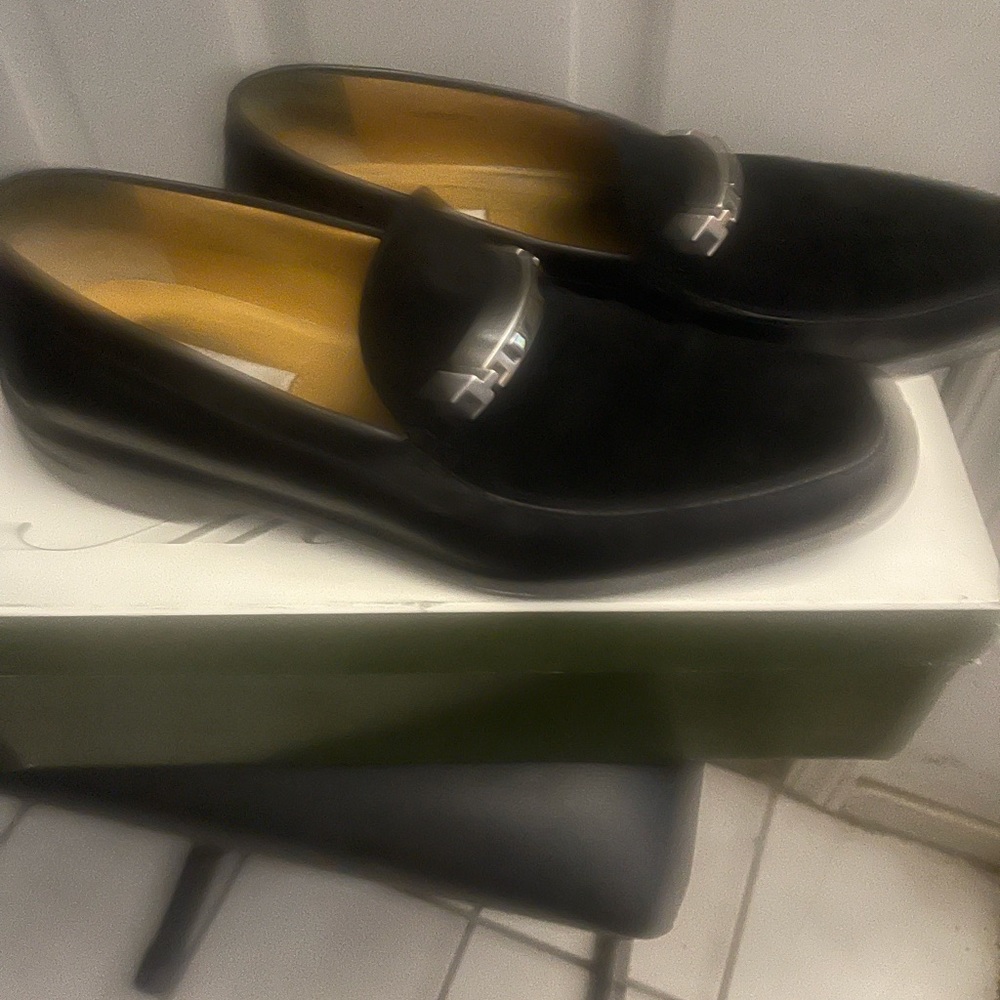 Men’s size 11 slip on